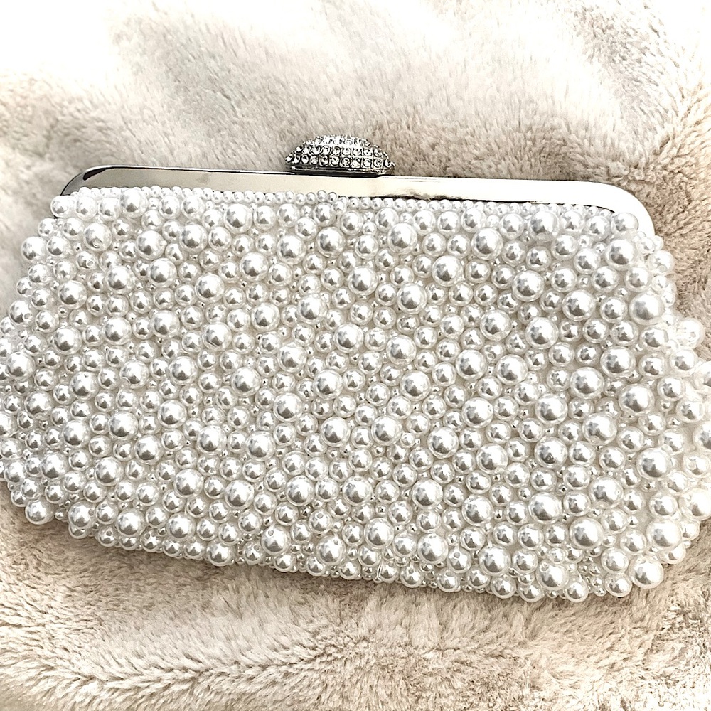 Women Pearl Clutch Elegant Formal Evening Bag